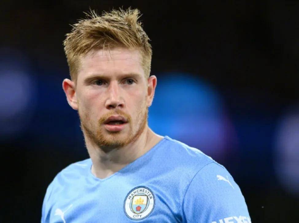 开云官网登录入口 - 德布劳内回归赛场，关键助攻首场状态亮眼，RNG观众沸腾！